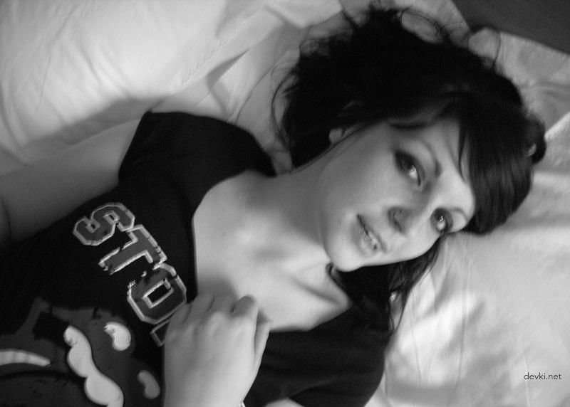 Explicit Amateur Black and White Photos of Girls - Uncensored Erotica