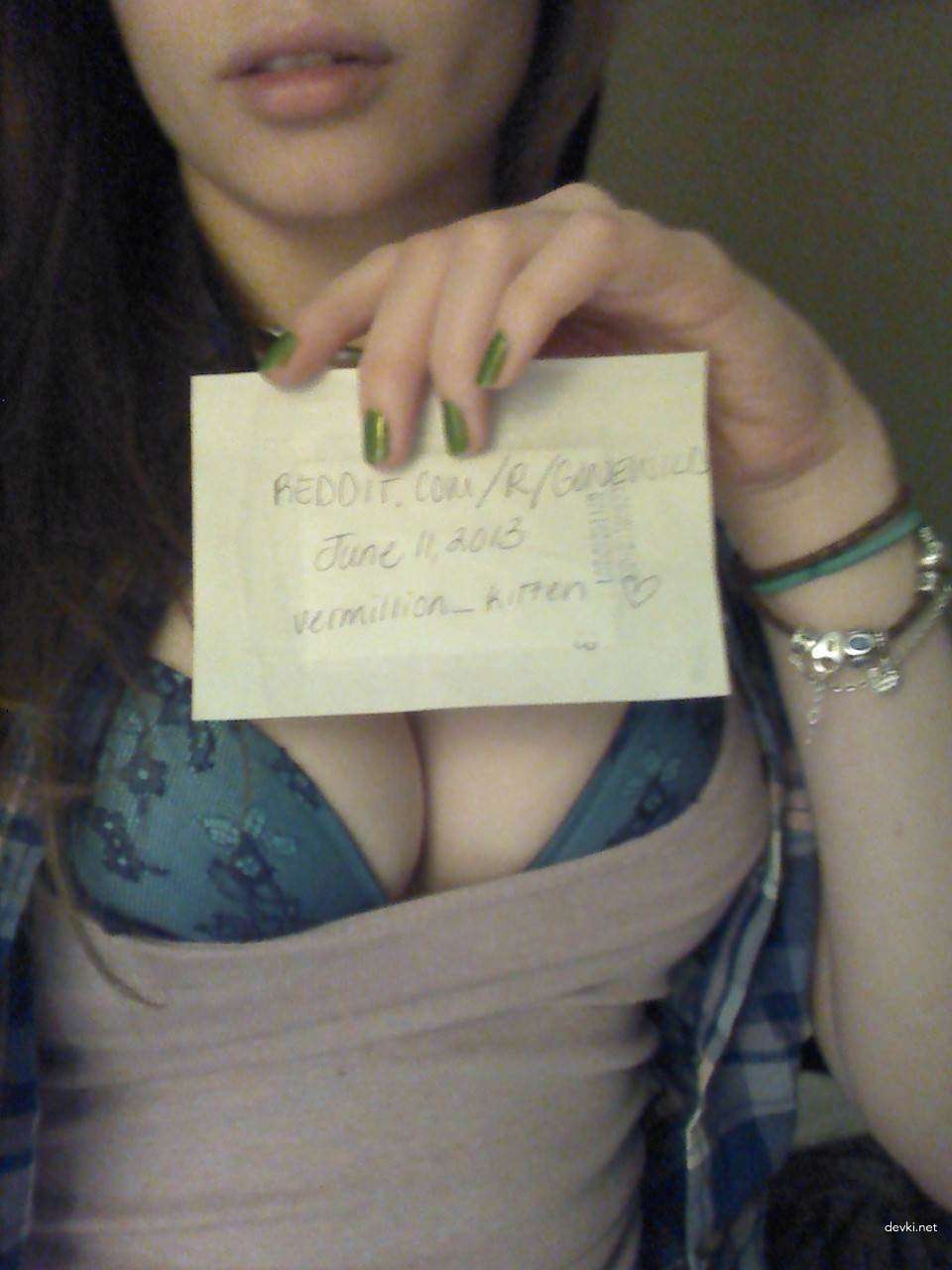 Explicit Amateur Pussy Itching Photo - Sensual Close-Up Shot