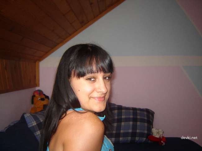 Drunk amateur girl takes off panties: Explicit photo shoot.