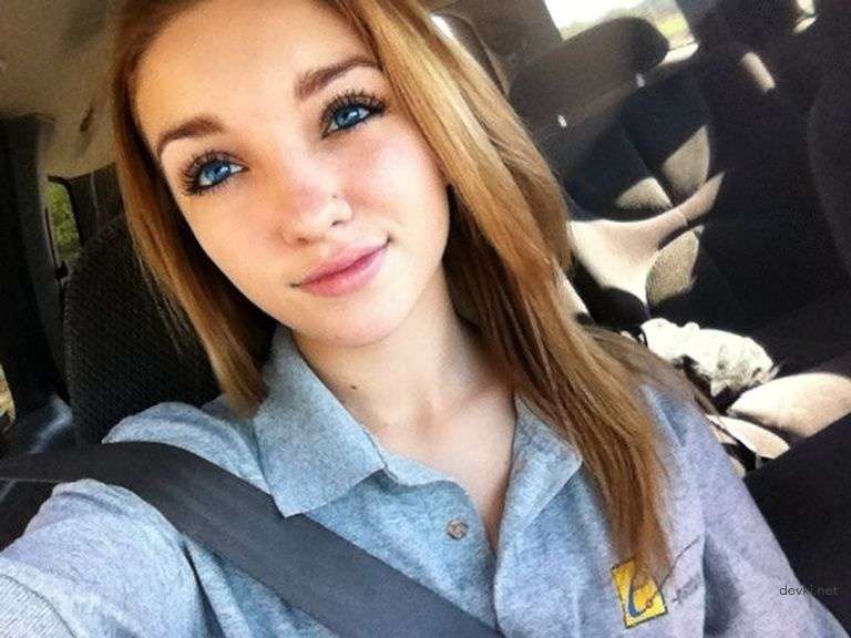 Explicit Erotic Amateur Photos of Cute Girl - Sensual and Provocative Shots