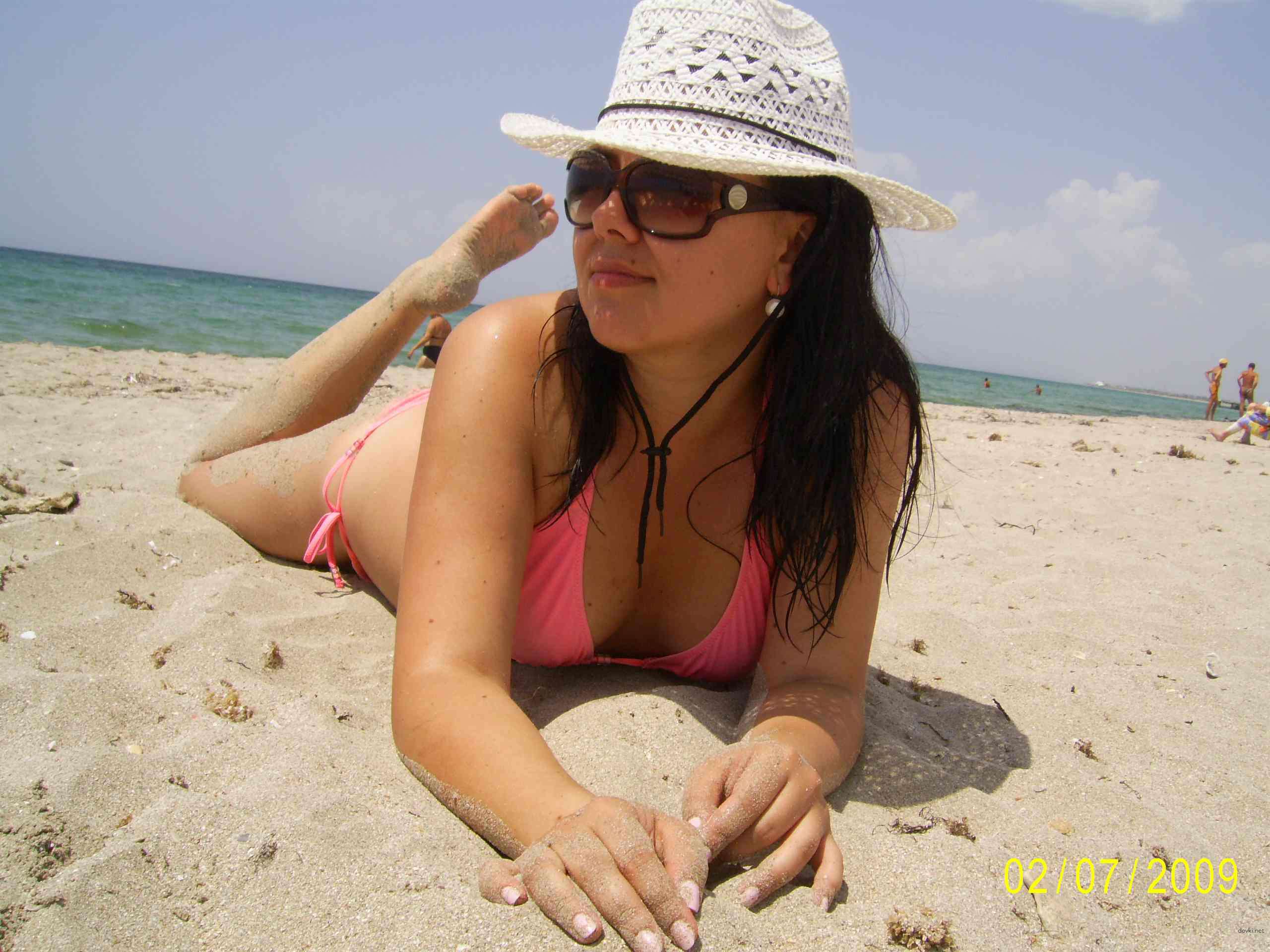 Explicit Amateur Girl Intimate Photos: Uncensored XXX Pics