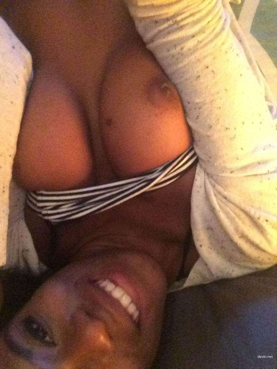 Private Mulatto Girl's Explicit Photos: Intense Interracial XXX Fun!