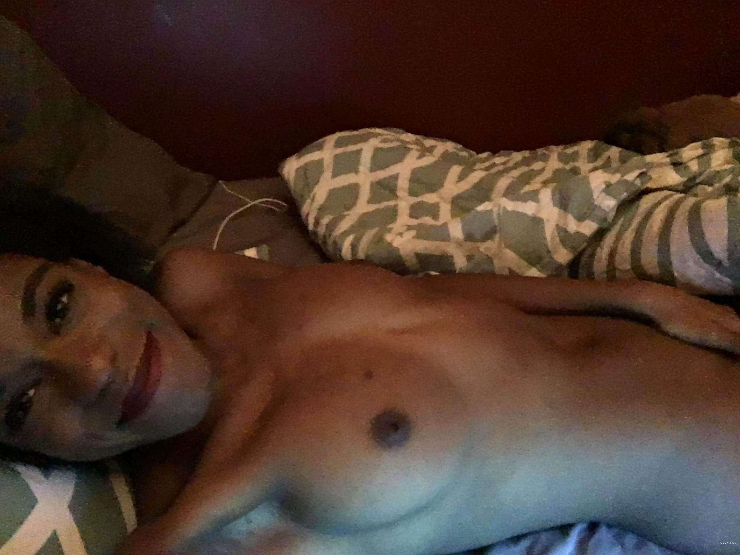 Private Mulatto Girl's Explicit Photos: Intense Interracial XXX Fun!
