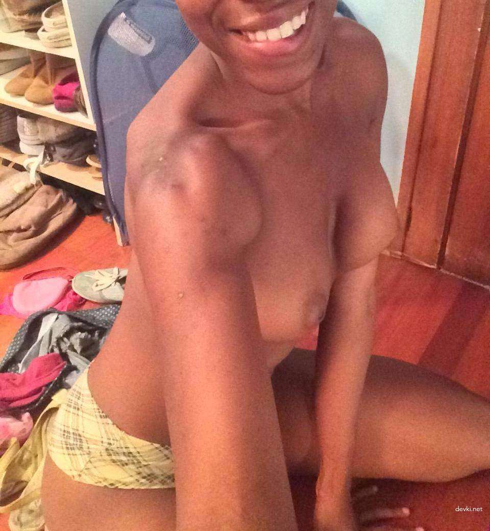 Private Mulatto Girl's Explicit Photos: Intense Interracial XXX Fun!