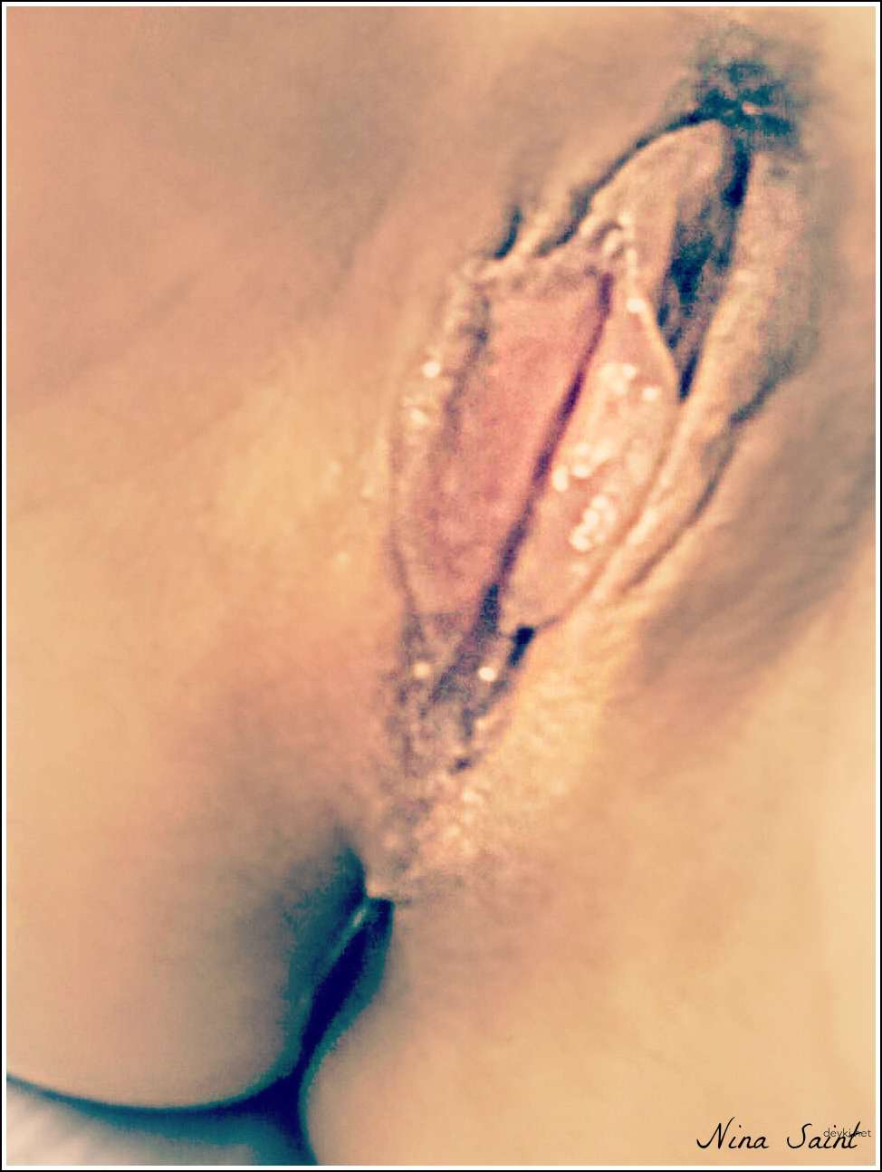 Explicit Selfie of Hot Girl - Amateur Photo with Seductive Poses