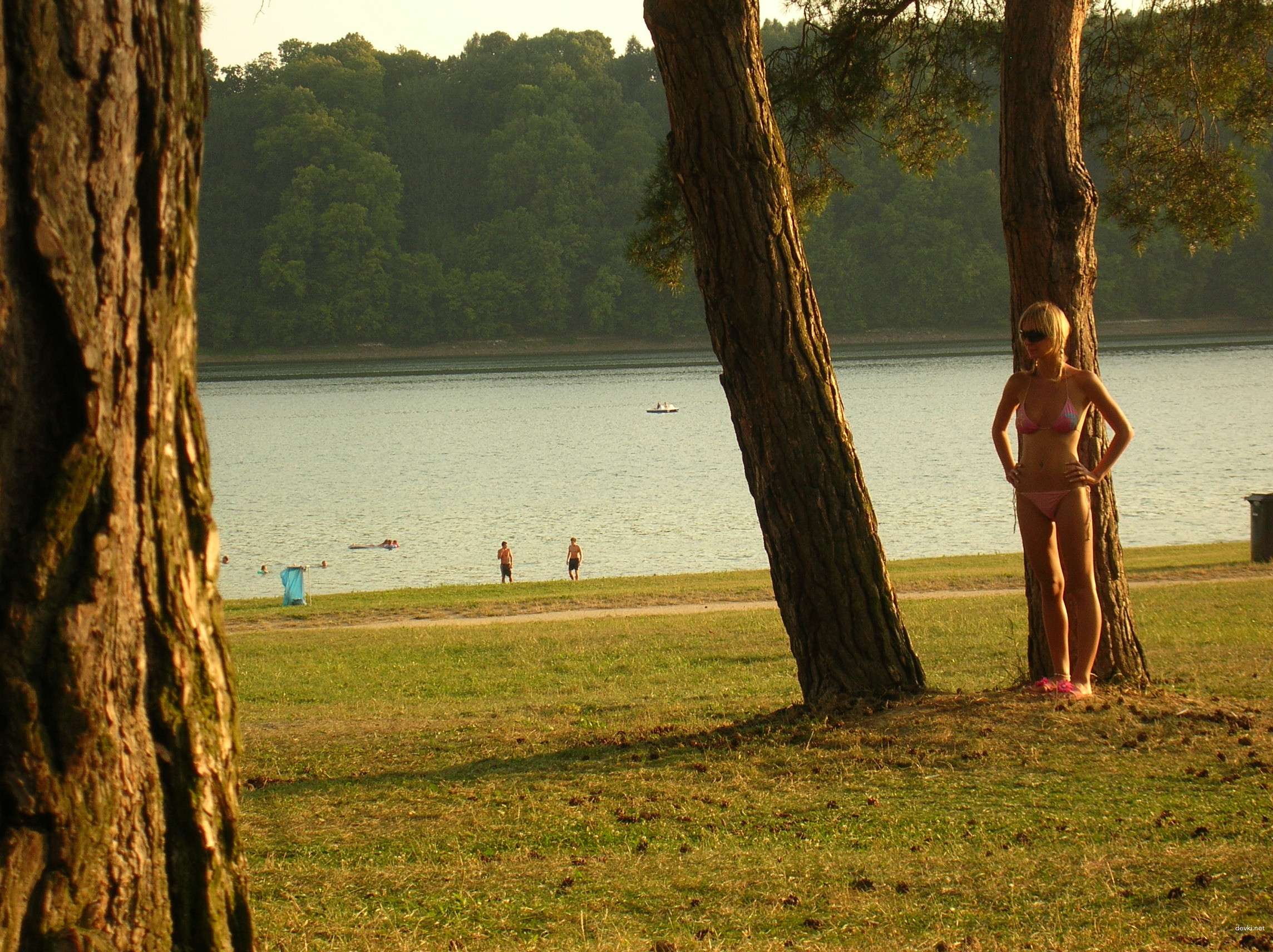 Attractive Woman with Great Figure: Explicit Amateur Photo