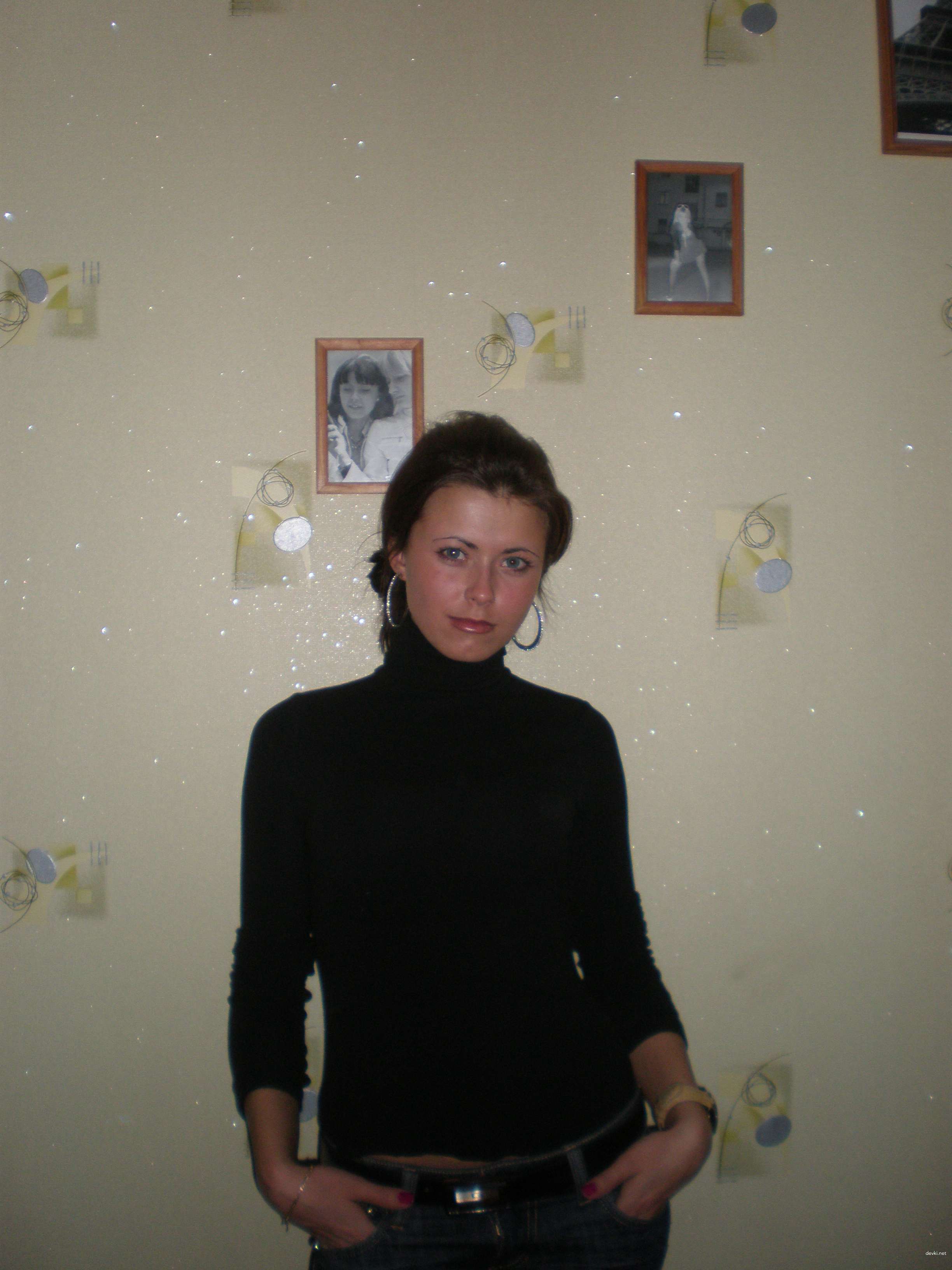 Amateur Girlfriend with Stunning Booty Exposed