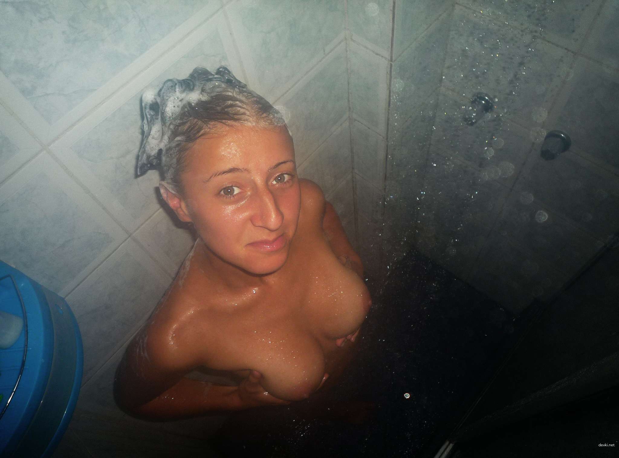 Naked Girlfriend Gives Blowjob - Explicit Amateur Oral Sex Photo