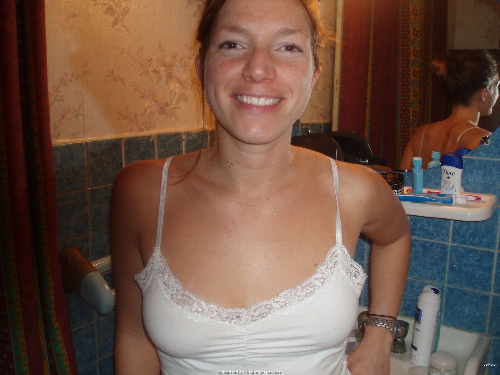 Private Photo of Playful Girl - Explicit Amateur Picture with Bold Keywords