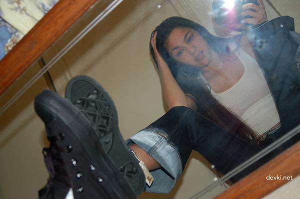Explicit Amateur Photo: Naked Curly-Haired Mulatto Girl Exposed