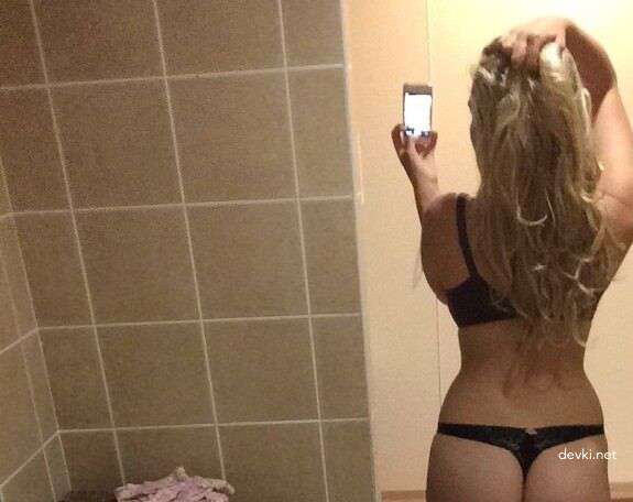 Amateur Busty Girl Private Photo - Explicit Big Boobs Shot