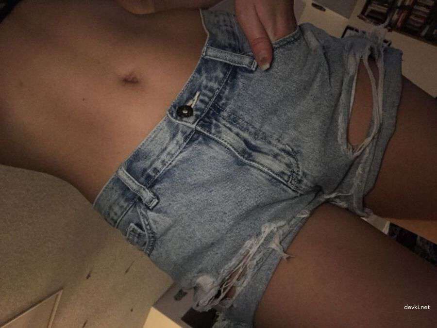 Private Girl's Amateur Nude Photo - Explicit and Uncensored Shot