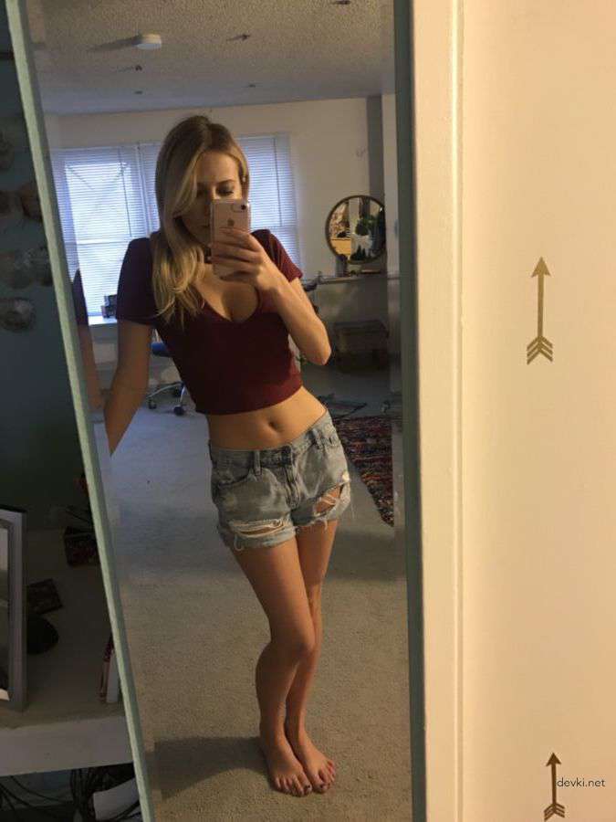 Private Girl's Amateur Nude Photo - Explicit and Uncensored Shot