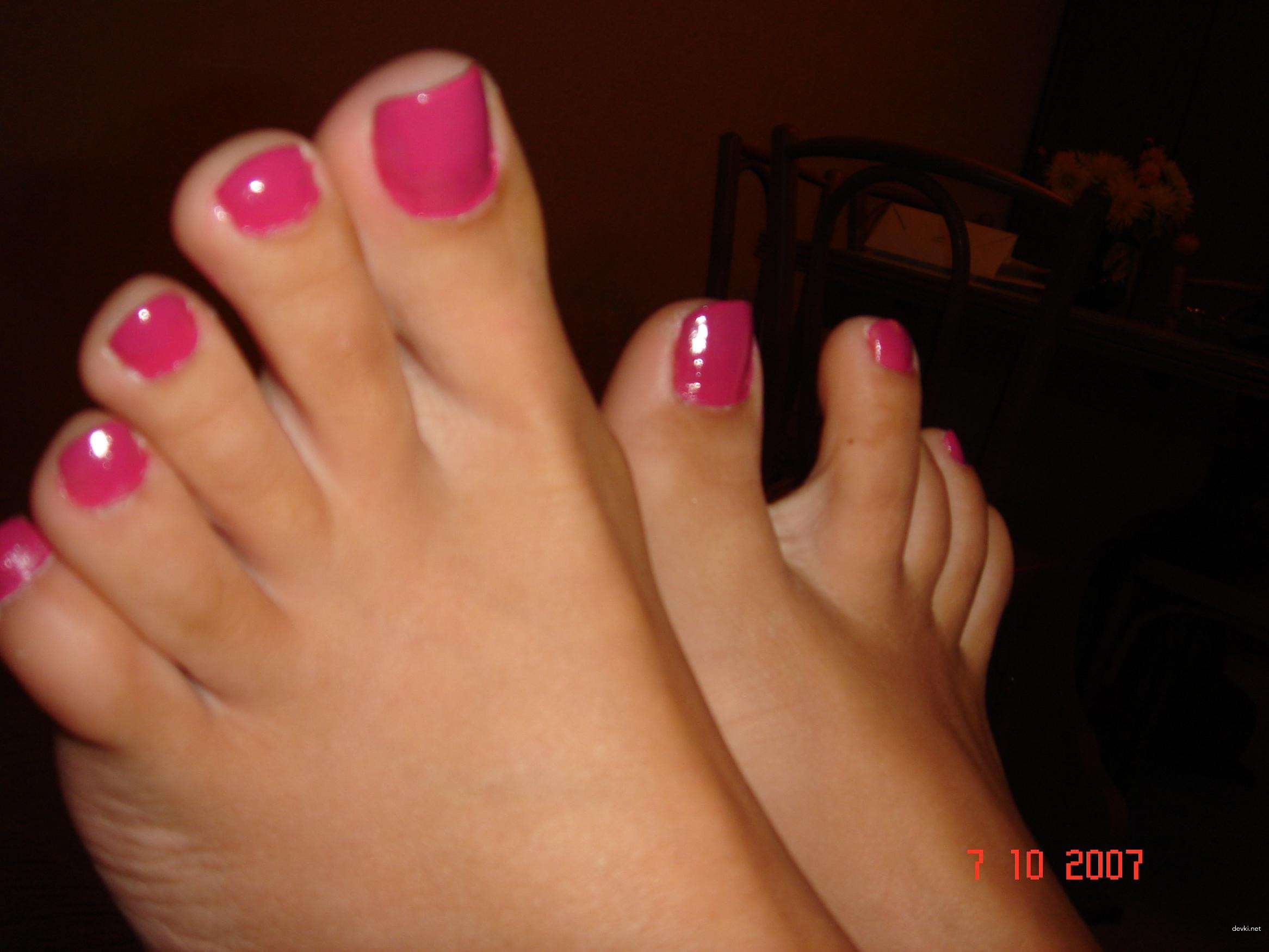 Private Explicit Photo of Beautiful Amateur Girl - Uncensored Selfie Shot