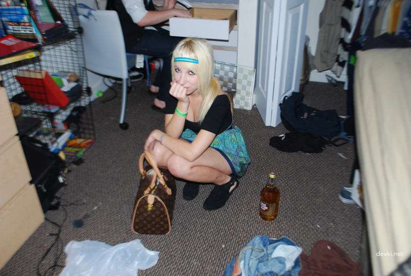 Explicit Collection of Naked Emo Girls: Hot and Horny Teens Exposed
