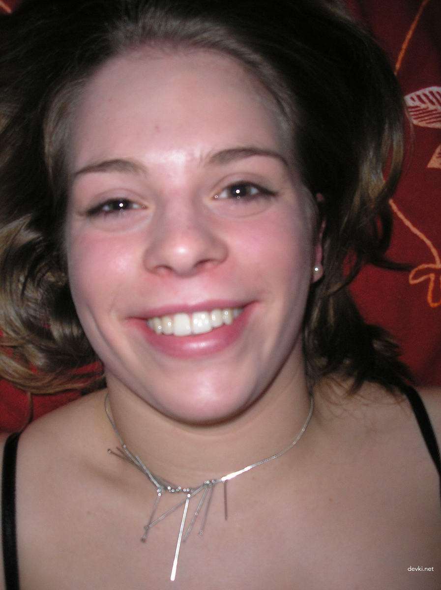 Explicit Amateur Photo: Black Lingerie Girl - Hot and Sexy!