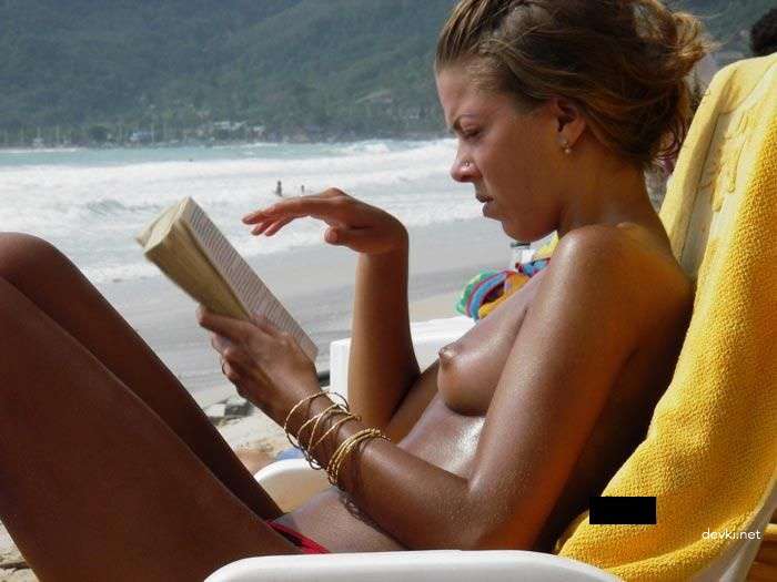 Private Nude Beach Photos: Amateur Nudists Sunbathing Explicitly