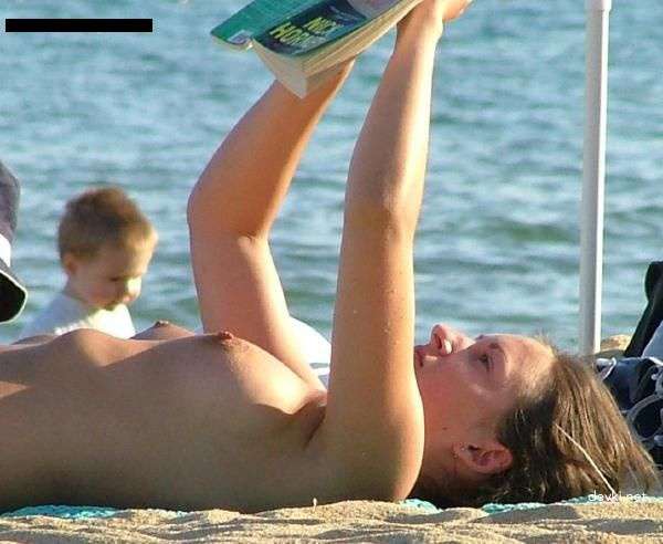 Private Nude Beach Photos: Amateur Nudists Sunbathing Explicitly