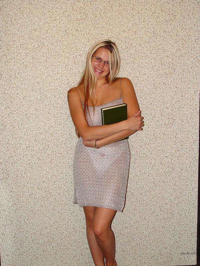 Hot College Student with Massive Tits Exposed in Amateur Photo