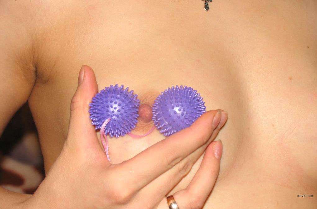 Slutty teen rides cock - Explicit hardcore porn photo