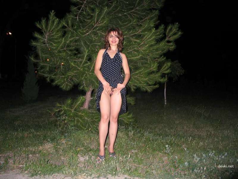 Private Sex Photos of Woman with Huge Mouth - Explicit Oral Action!