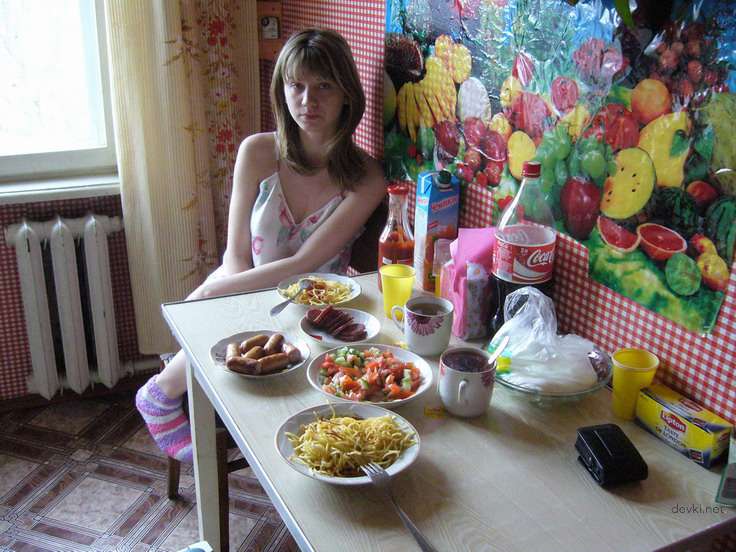 Seductive Bride's Racy Amateur Photos: Explicit and Alluring Shots