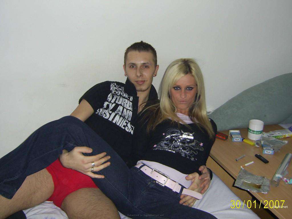 Hot Home Blowjob: Explicit Oral Sex Action in Private