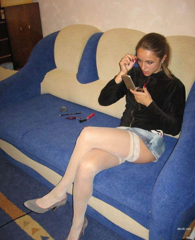 Hot Babe's Explicit Porn Photos: Cute Sweetheart in Action