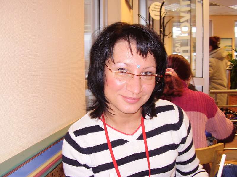 Explicit Intimate Photos: Woman Shows Off Her Private Pics