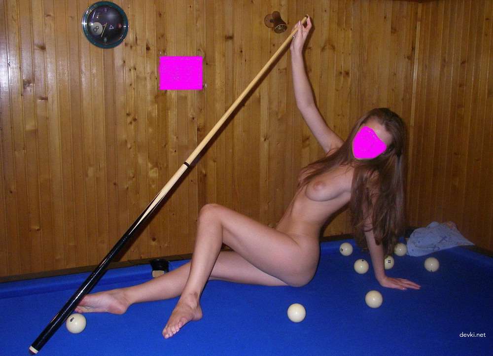 Shy Wife Exposes Pussy in Amateur Photo - Explicit and Bold Display