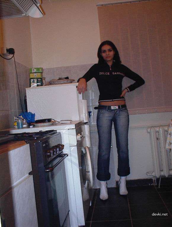 Explicit Personal Archive of Tanned Amateur Girl