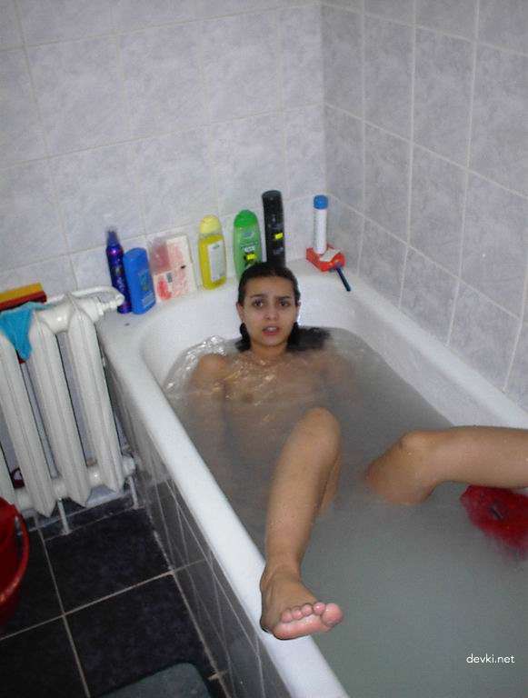 Explicit Personal Archive of Tanned Amateur Girl