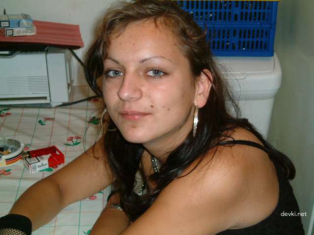 Sultry and Cute Amateur Girl Exposed: Explicit Photo Collection