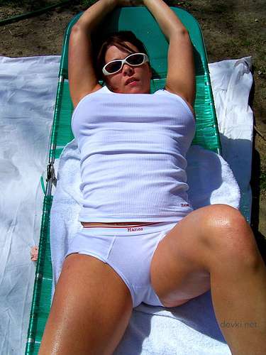 Sultry Amateur Busty Girl Erotic Photos - Sensual and Provocative Shots