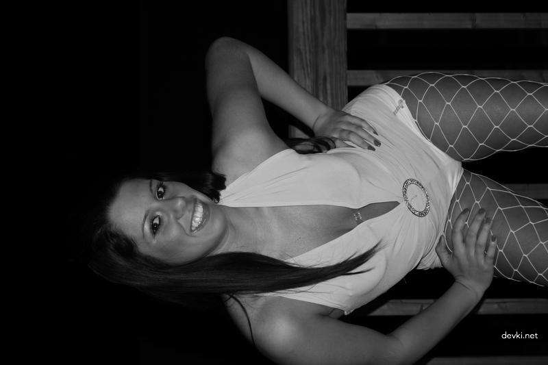 Private Erotic Album of Cute Girl: Explicit Amateur Photos