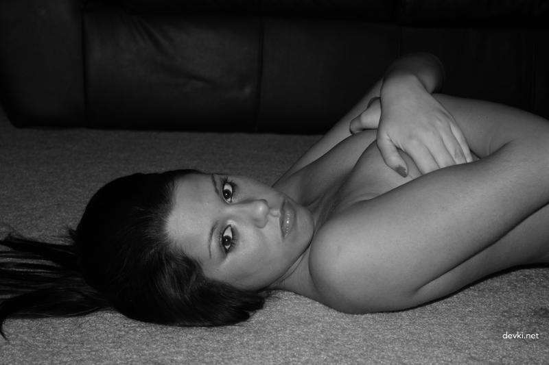 Private Erotic Album of Cute Girl: Explicit Amateur Photos