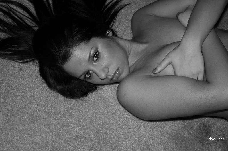 Private Erotic Album of Cute Girl: Explicit Amateur Photos