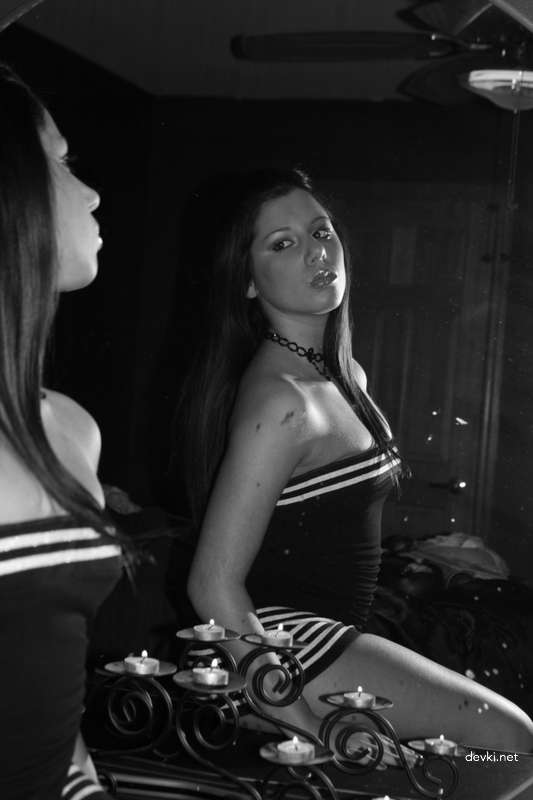 Private Erotic Album of Cute Girl: Explicit Amateur Photos