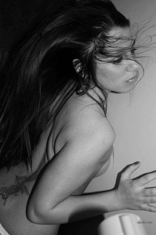 Private Erotic Album of Cute Girl: Explicit Amateur Photos