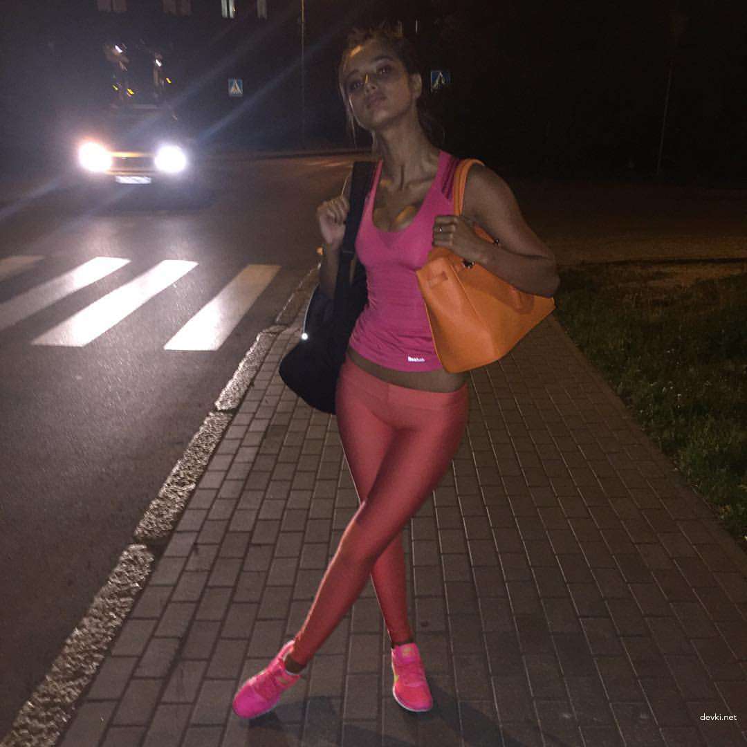 Amateur Beauty Exposed: Explicit Photo of a Stunning Babe