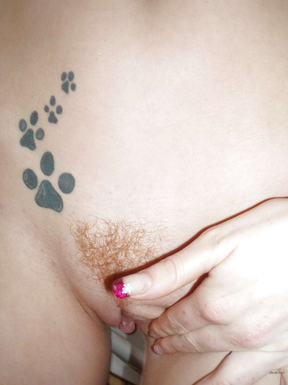 Seductive Smiling Girl Poses - Amateur Explicit Photo Shoot