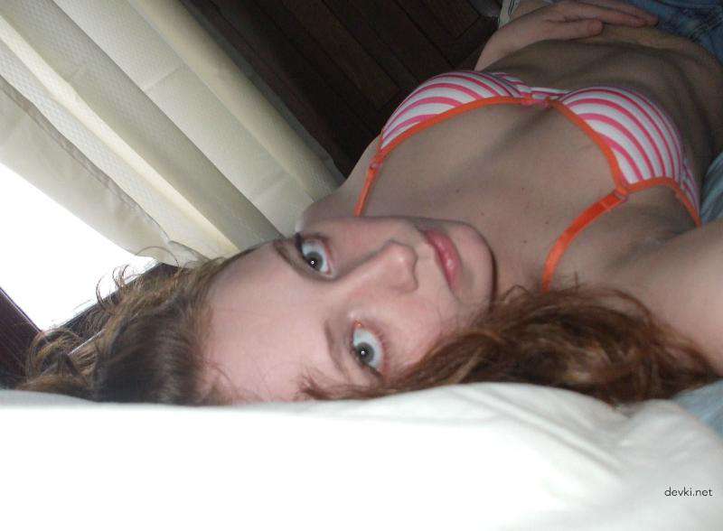 Explicit Amateur Nude Girls Posing at Home - Uncensored Photos