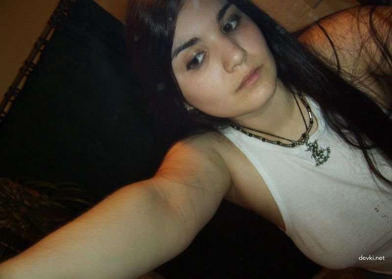 Explicit Amateur Nude Girls Posing at Home - Uncensored Photos