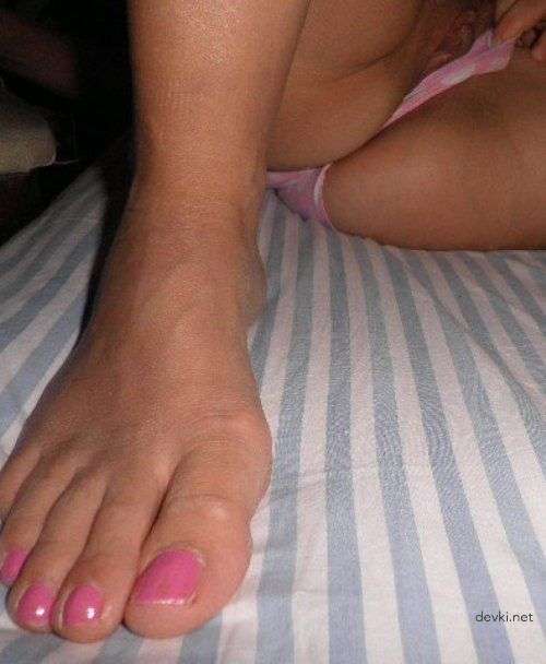 Hot Amateur Wife's Legs, Ass, Pussy, and Tits Exposed for You