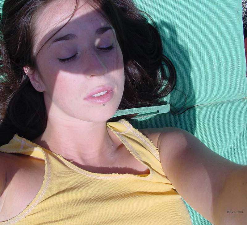 Explicit Selfie Nude Amateur Photo Shoot - Naked Selfies