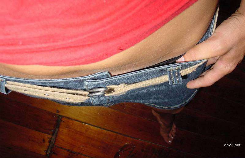 Amateur Girlfriend Selfie - Explicit Solo Photoshoot