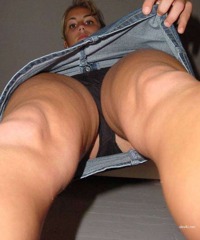Amateur Girlfriend Selfie - Explicit Solo Photoshoot