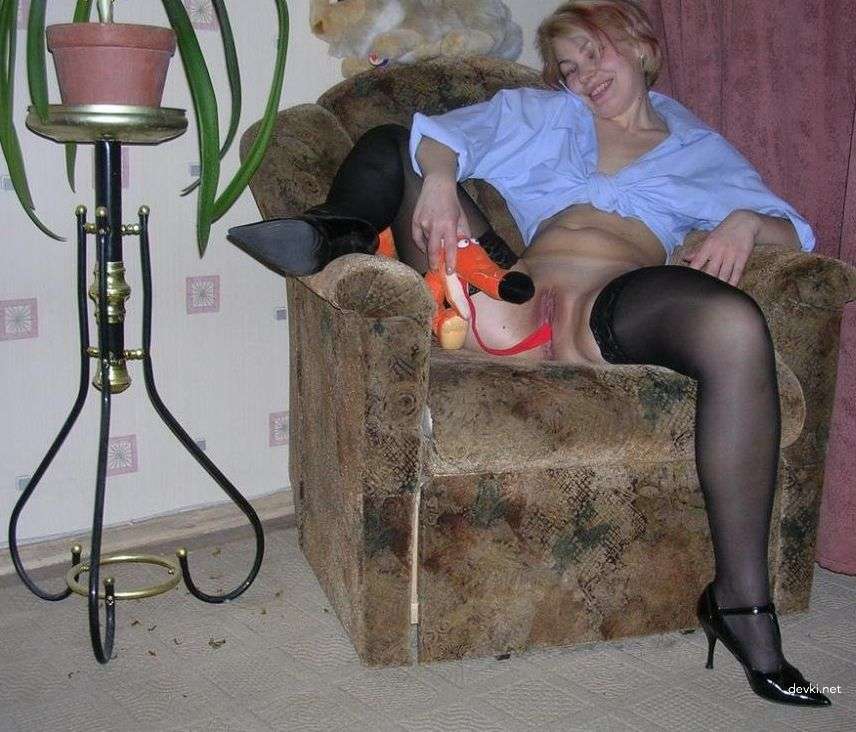 Hardcore Threesome: Husband Fucks Mature Wife with Friend