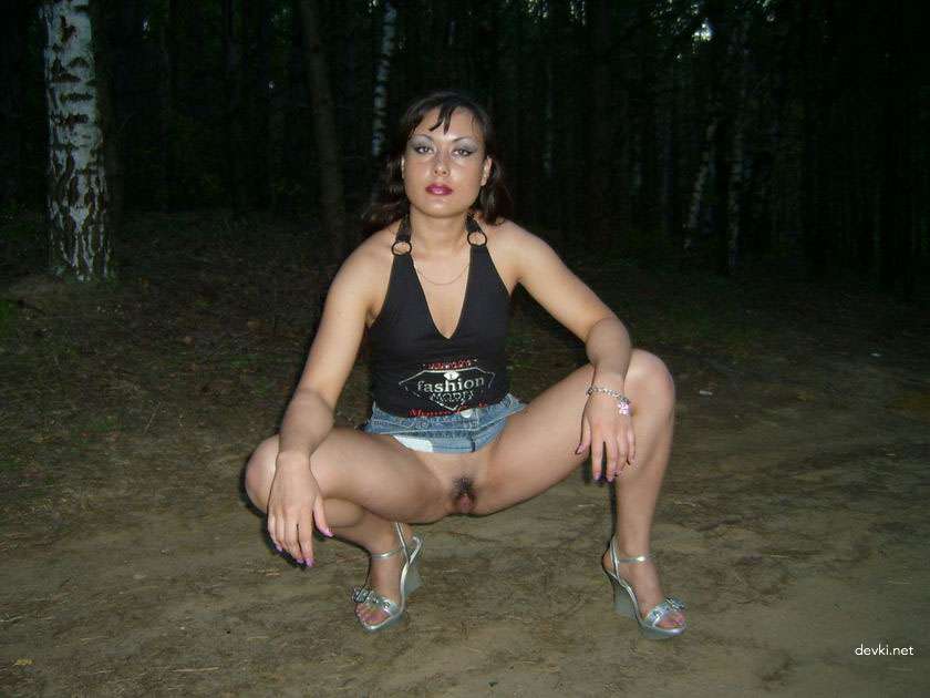 Private Woman's Erotic Photoshoot in the Woods: Uncensored Amateur Nudity