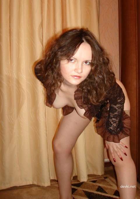 Young Amateur Erotic Photos: Private XXX Collection